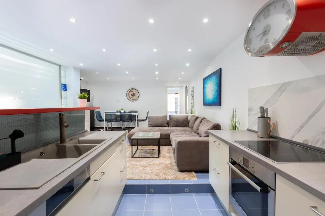 Space In Gozsdu Apartamento Budapeste 0*,